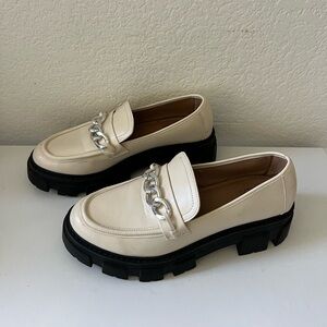 No Boundaries Women Lug Loafers